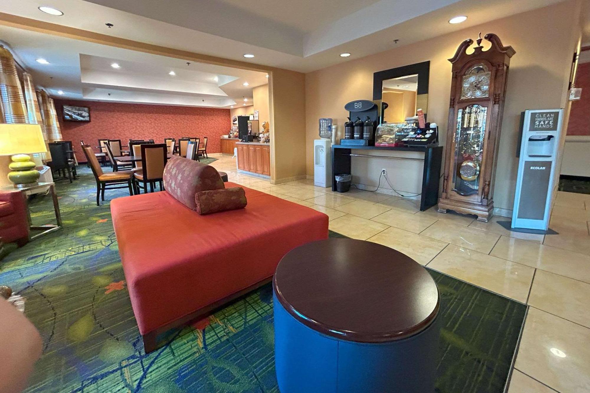 Country & By Radisson, I-95, Nc 3* Fayetteville