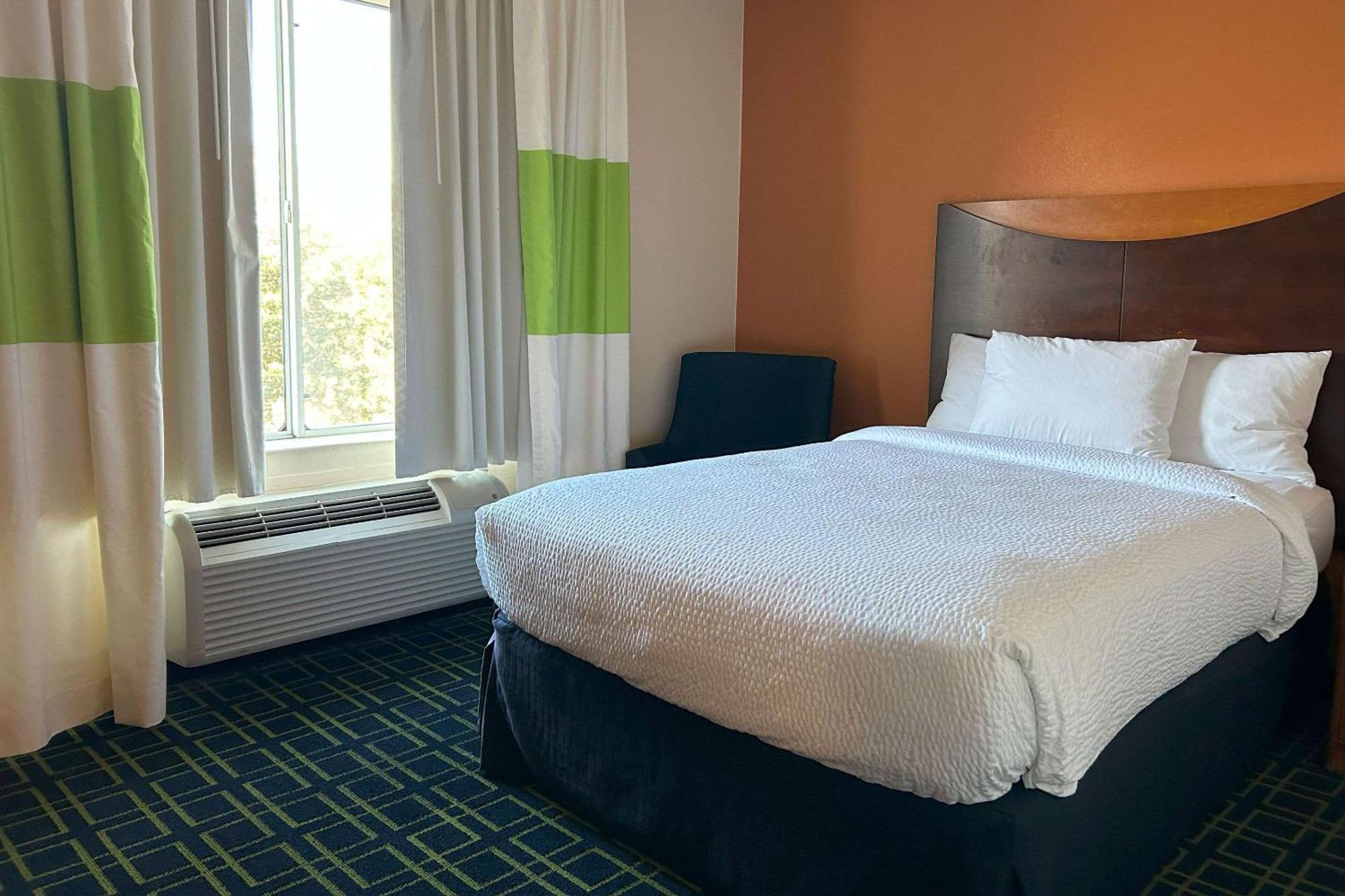 Country & By Radisson, I-95, Nc Hotel