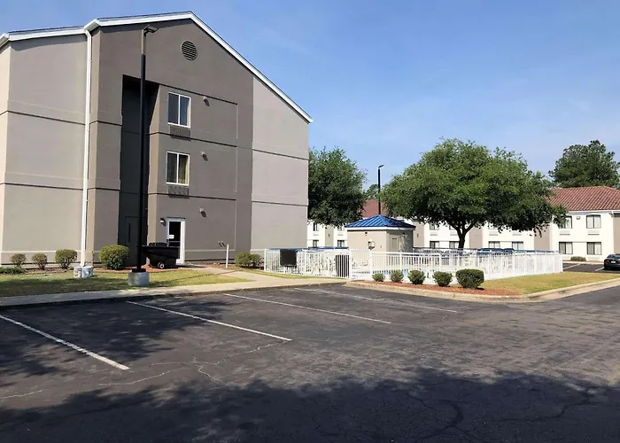 Country Inn & Suites By Radisson, Fayetteville I-95, Nc