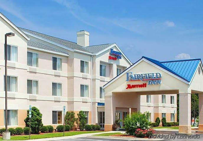 Hotel Country & By Radisson, I-95, Nc 3*
